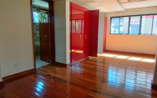 5-Bedroom House for Rent in Lavington on Convent Drive