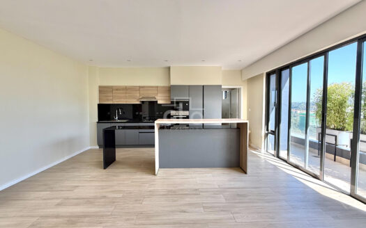 Riverside 4 Bedroom Triplex for Rent