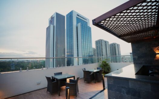 Furnished Apartment in Westlands – 1 Bedroom with Terrace, Rooftop Pool & Lounge